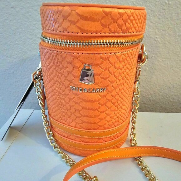 NWT Tote&Carry Mini Tangerine Barrel Crossbody - Picture 3 of 8